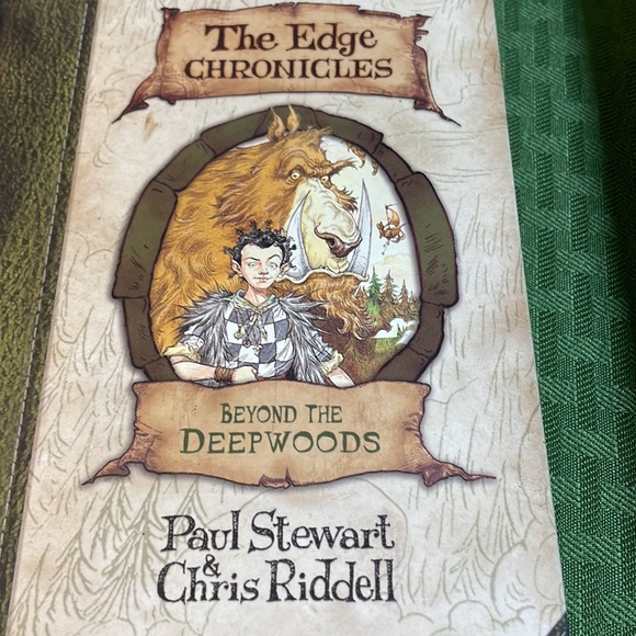 The Edge Chronicles by Paul Stewart & Chris Riddell 1&2 - Picture 9 of 10